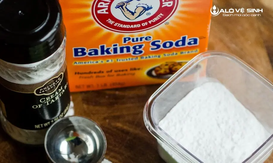 Baking Soda (thuốc muối) có tác dụng khử mùi và tẩy mốc nệm mạnh mẽ