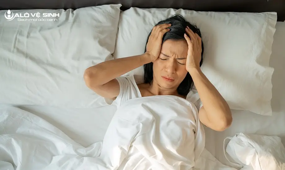 Dung dịch giặt nệm có mùi hôi ảnh hưởng tới giấc ngủ và sức khỏe của bạn