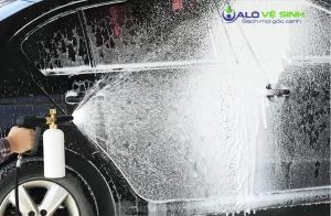 Quy trình cọ rửa gầm xe ô tô thường xuyên tại nhà
