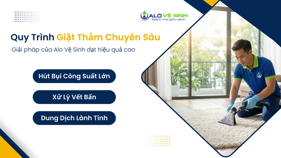 Dùng máy hút công nghiệp trong bước làm sạch thảm Quận 12