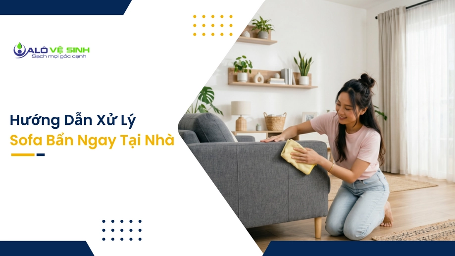Dùng giấy thấm vết nước đổ trước khi giặt ghế sofa Quận 4
